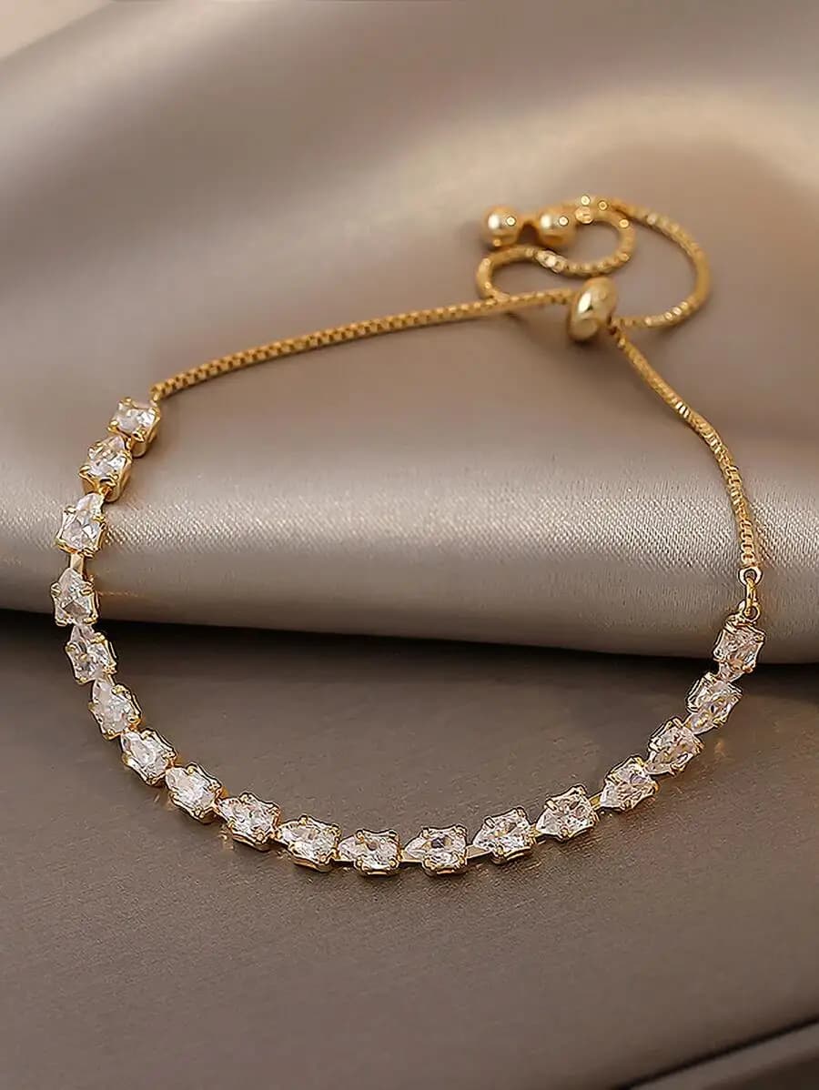 Cubic Zirconia Decorative Bracelet with Elegant Design