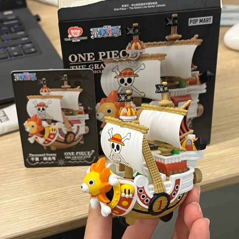 POPMART Originale One Piece The Grand Line Series Blind Box - Modellino Anime, Veicoli, Ornamenti da Scrivania, Scatola Misteriosa, Regalo
