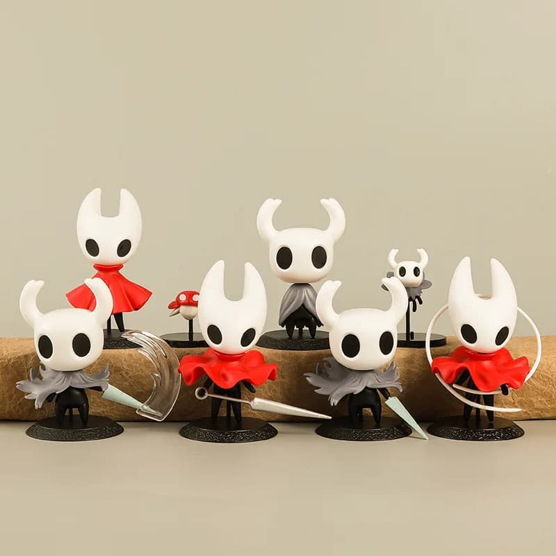 8 bambole da gioco di cartoni animati creativi portatili Hollow Knight, ornamenti paesaggistici da tavolo, set di auto per torte, soggiorno desktop portatile o