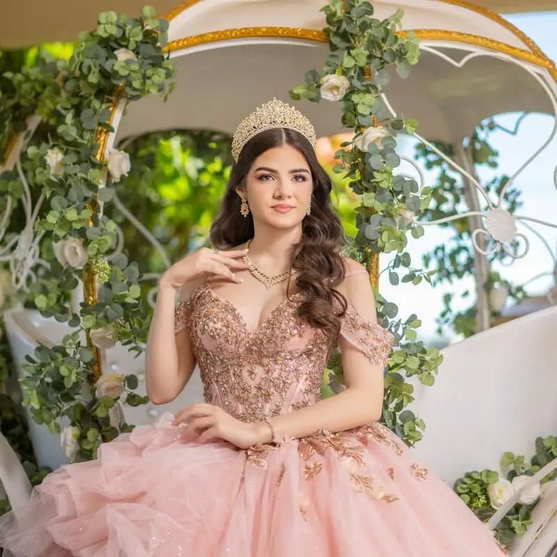 Personalizzato rosa lucido con spalle scoperte Quinceanera Dres Tull applique con paillettes Perline di pizzo abiti da 15 Quinceanera