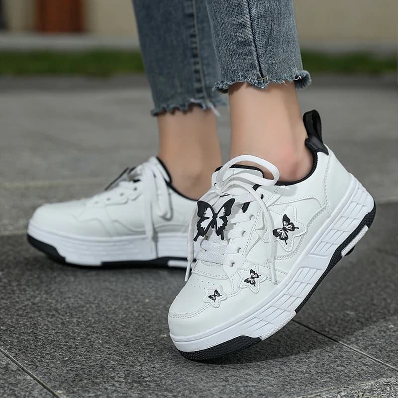 New trendy sneakers for girls, cool and detachable four-wheel roller skates for boys, high aesthetic ice skates