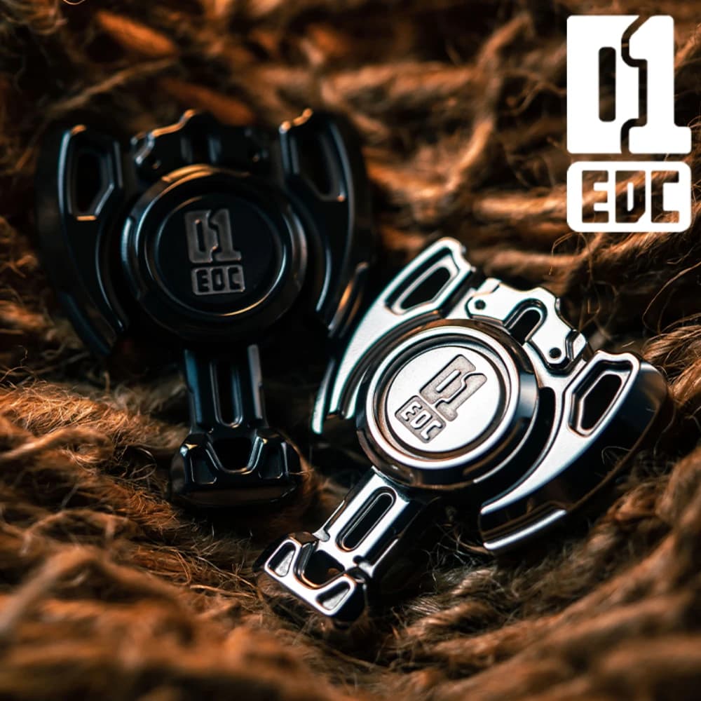 01EDC Sacra Ascia Fidget Spinner Asimmetria Ciondolo in metallo Giocattolo antistress Fidgeting Spinner Fidget Toys Adulti