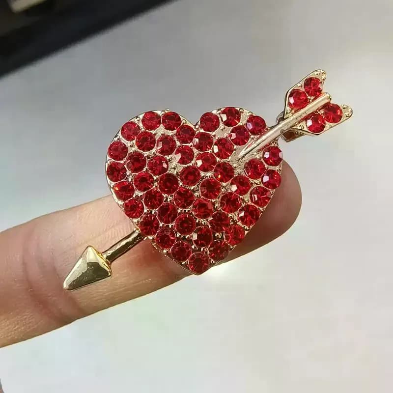 Spilla a Cuore Romantica con Strass per San Valentino, Unisex, con Perle, per Banchetti, Feste, Zaini, Regali, Accessorio Gioiello