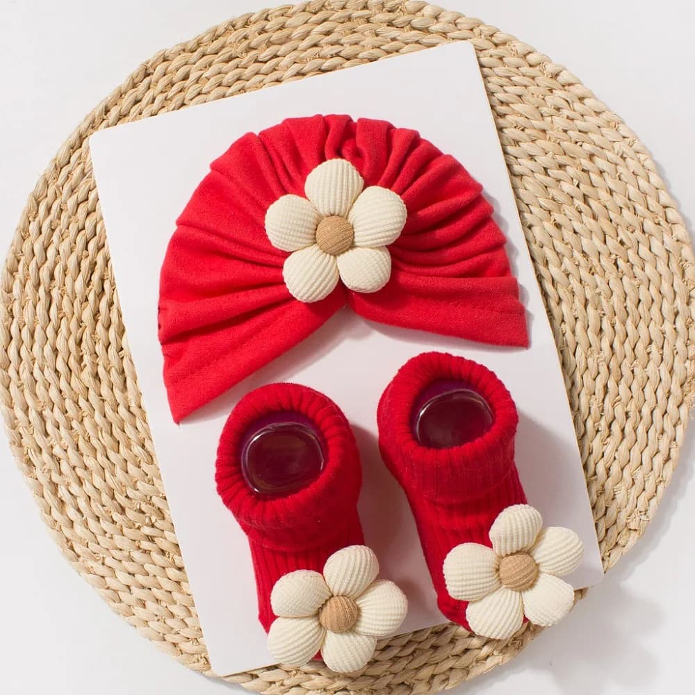 Set di calzini per cappello da bambino dolce grande fiore Set di calzini per neonato comodi e morbidi in maglia con calzini Set di calzini per neonati traspiranti antiscivolo