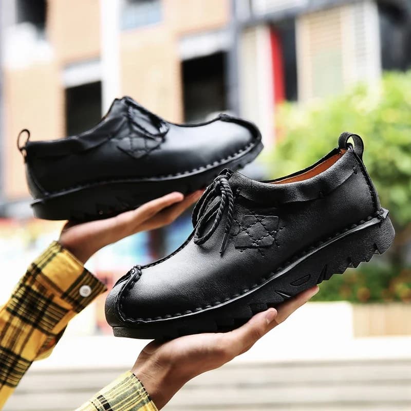 Men's Genuine Leather Motorcycle Boots Casual Loafers British Classic Boat Shoes Driving Moccasin Derby Shoes Round Toe