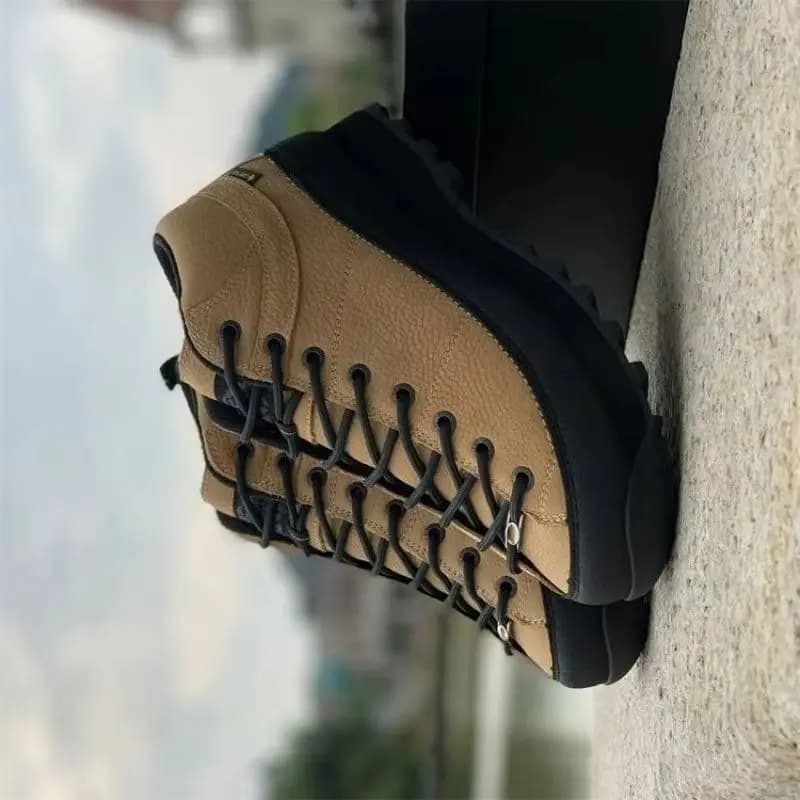 2025 nuove scarpe da trekking da palestra autunnali per uomo stivali da esterno con suola in gomma scarpe da arrampicata antiscivolo da uomo scarpe da montagna sportive di design