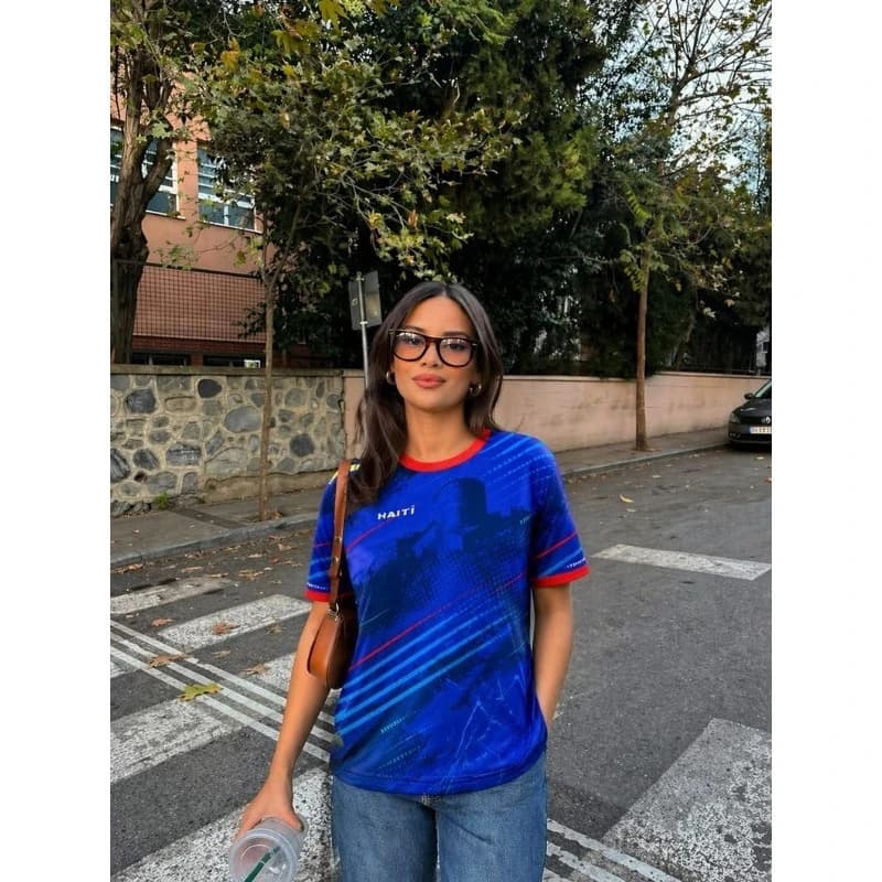 Women Summer Haiti Blue Gradient Line Cityscape Soccer Jersey, Oversized Quick Dry Breathable Tee for Caribbean Fan Streetwear