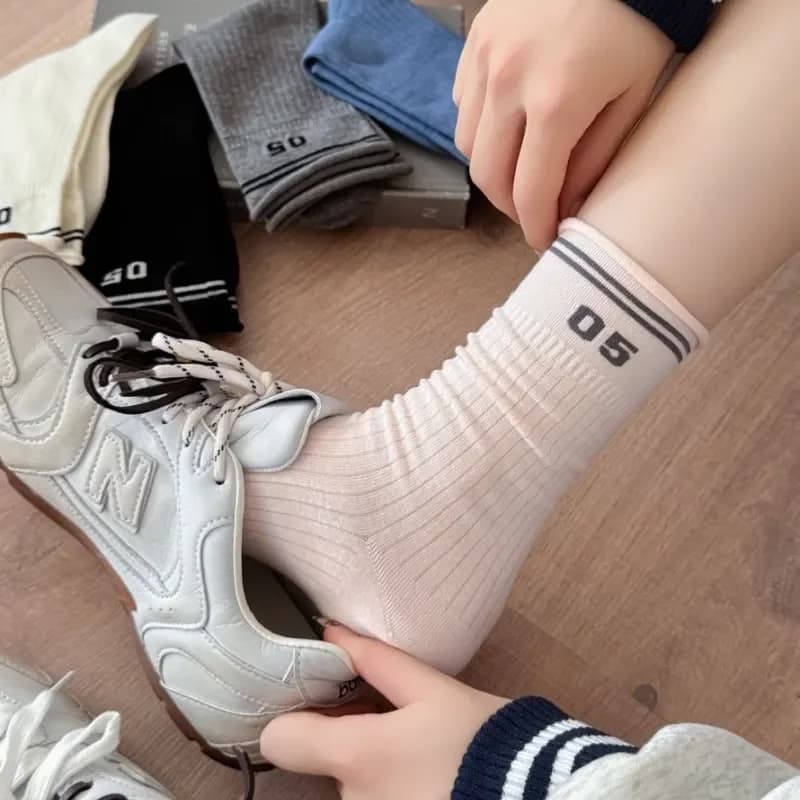 2026 Spring Autumn New Women's Medium Tube Socks College Style No 05 Curling Sports Socks Korean Minimalist Cotton Socks