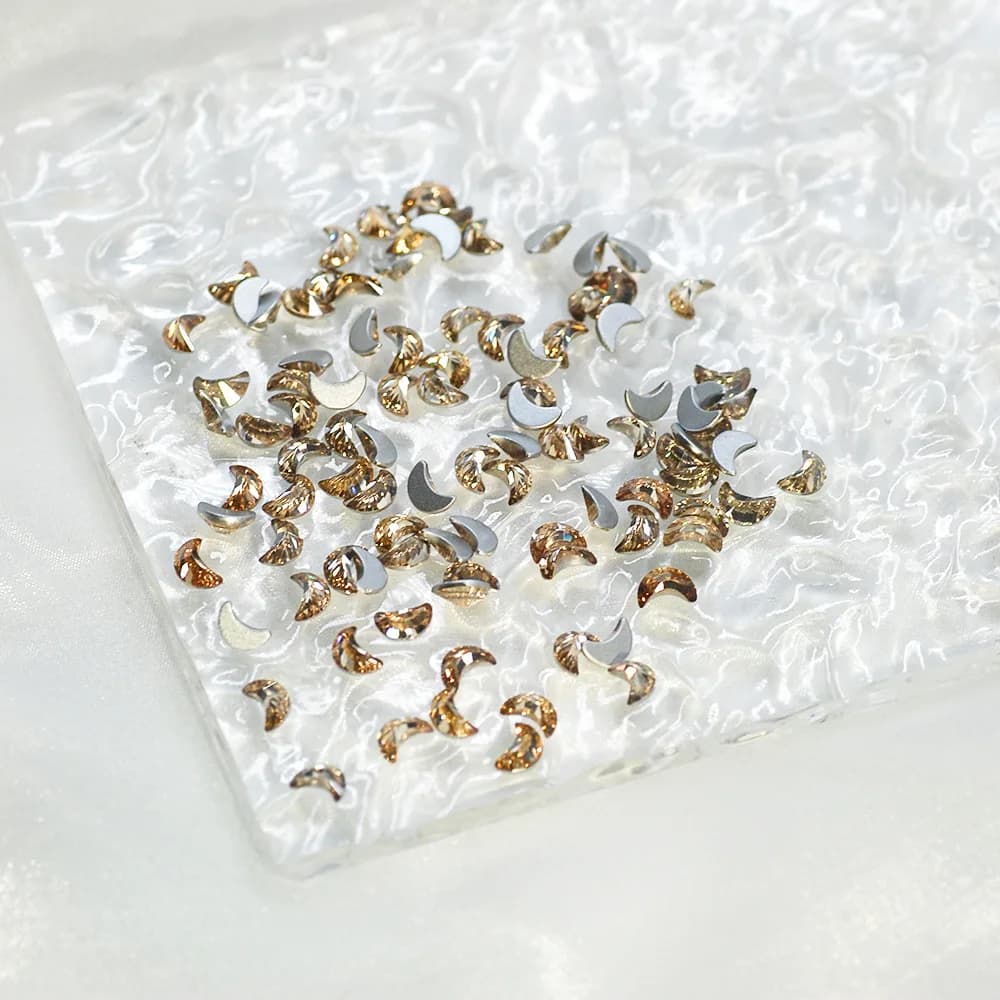 20 Pezzi/Confezione Mini Zirconi a Forma di Luna Placcati Bianchi con Fondo Piatto, Micro Zirconia Colori Misti, Accessori per Unghie di Lusso
