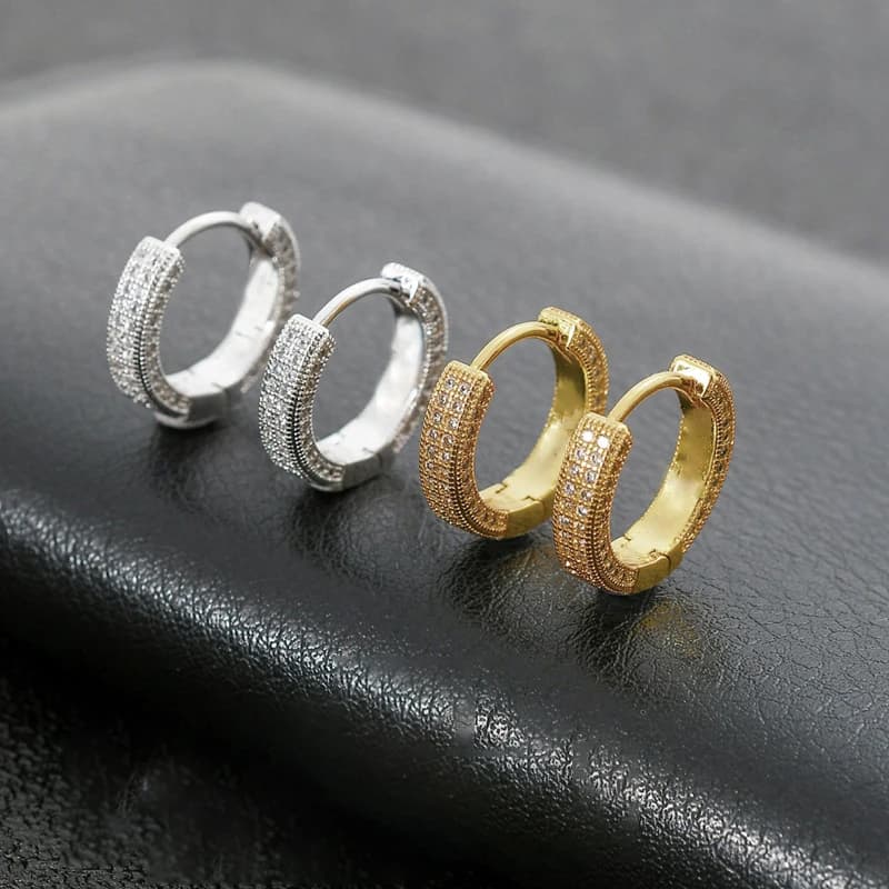 European and American Style Full Diamond Small Hoop Earrings, Light Luxury Retro Diamond-Studded Simple C-Shaped Ear Clips, Niche Design Versatile Earrings