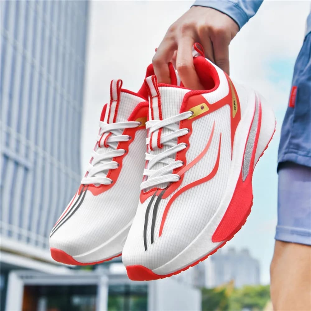 Low-top sneakers for men and women in spring and autumn are light and stable running shoes and durable walking shoes size 32-44
