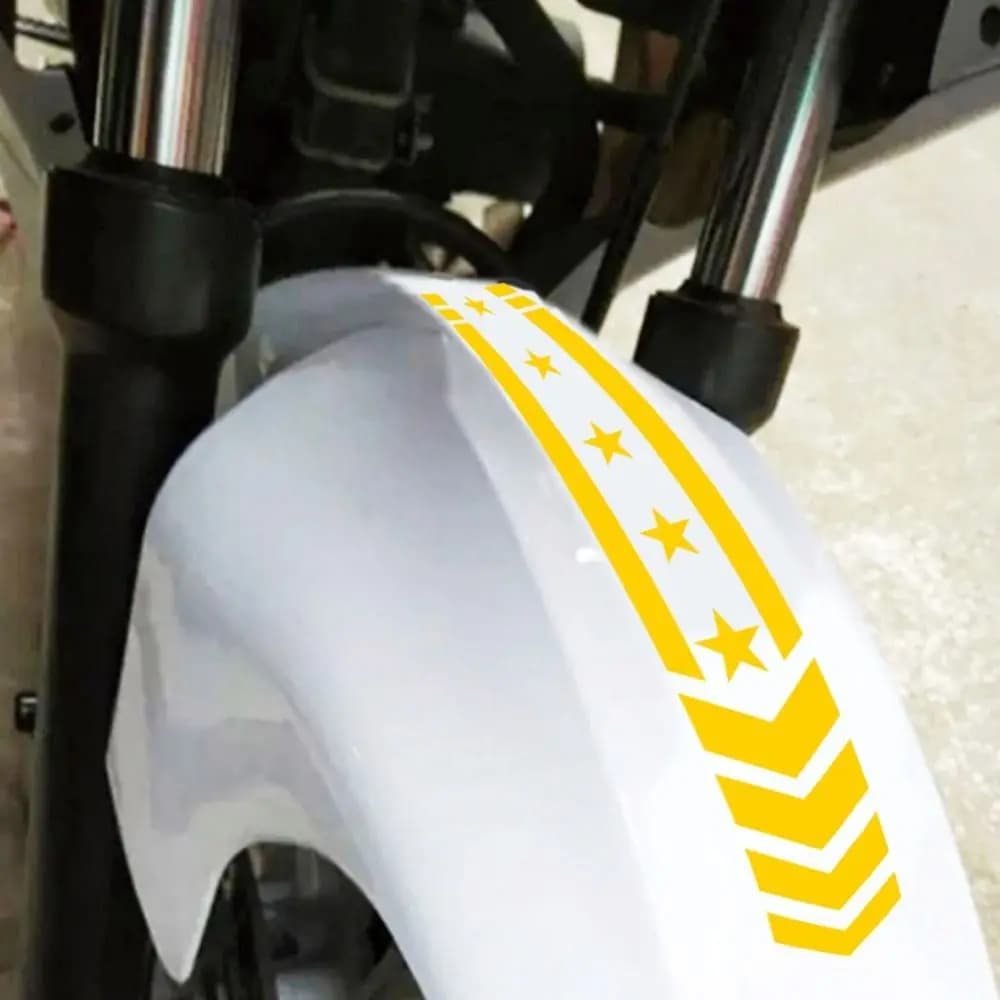 Star Arrow Stripes Adesivo per moto per auto Adesivi riflettenti per moto Decalcomanie per parafango Accessori per la guida di sicurezza dello scooter