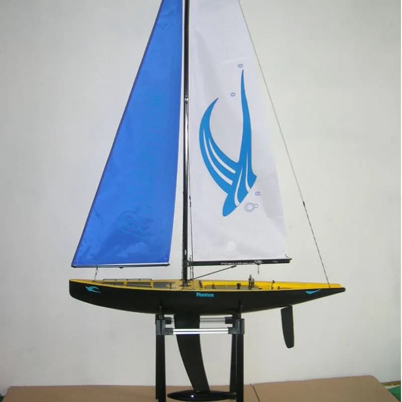 RC vento modello di barca a vela imitazione fibra di carbonio fibra di vetro concorrenza modello di barca giocattolo regalo telecomando barca a vela modello finito