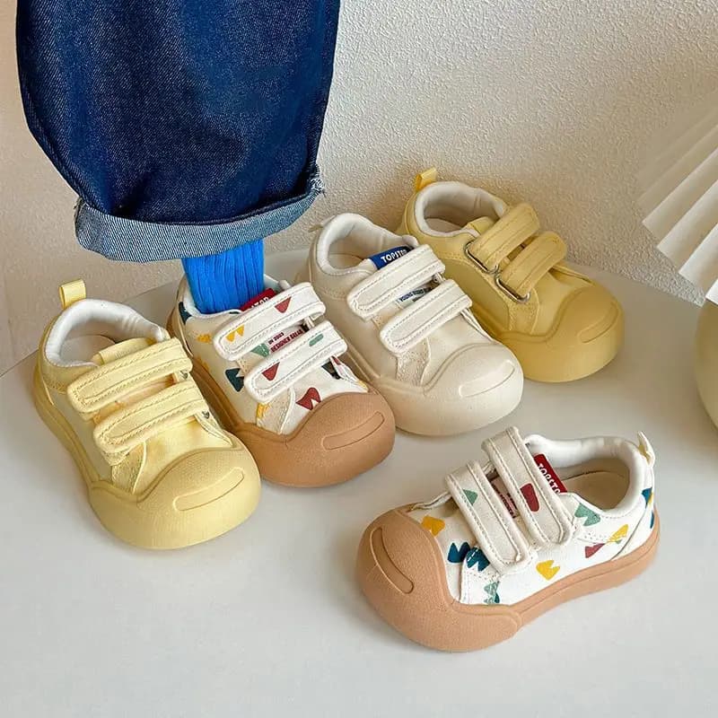 Scarpe da ginnastica per bambini 2026 Autunno Nuove Scarpe in tela alla moda per bambine e bambini Scarpe casual in tela per bambini Scarpe da ginnastica per bambini