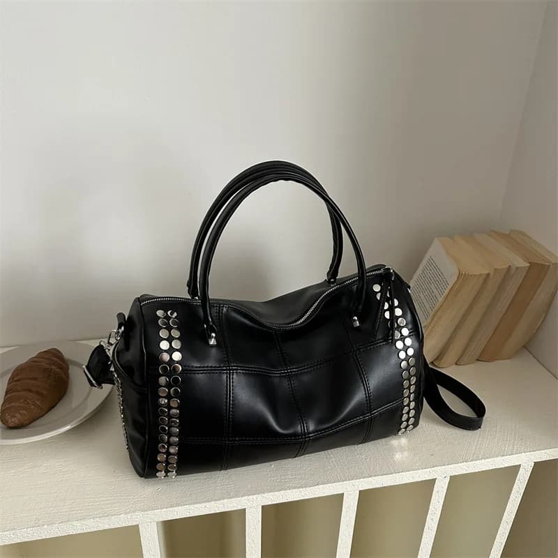 Fashion Retro Metal Rivet Tote Bag Women's Leather Large Capacity Handbag Female Commute Shoulder Bags Cool Girls Motorcycle Bag