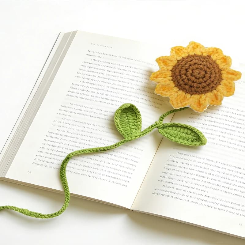 Nuovo Ciondolo Segnalibro a Girasole Intrecciato a Mano alla Moda 2026, Ciondolo Creativo a Forma di Girasole per Tende, Ciondolo Fai-da-te a Tema Vegetale
