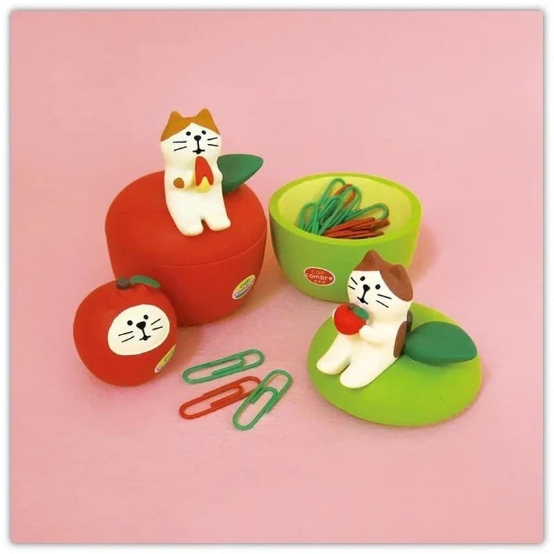Simpatico organizer in resina per gatti con frutta Portapenne a banana Clip per fragole Vassoio portaoggetti da tavolo Forniture per ufficio Decorazione da scrivania per cartoni animati
