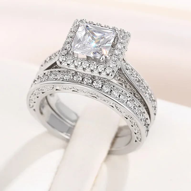 2026 New High-end Inlaid Moissanite Dazzling Ring for Women's Fashionable Luxury Wedding Geometry Jewelry Accessories