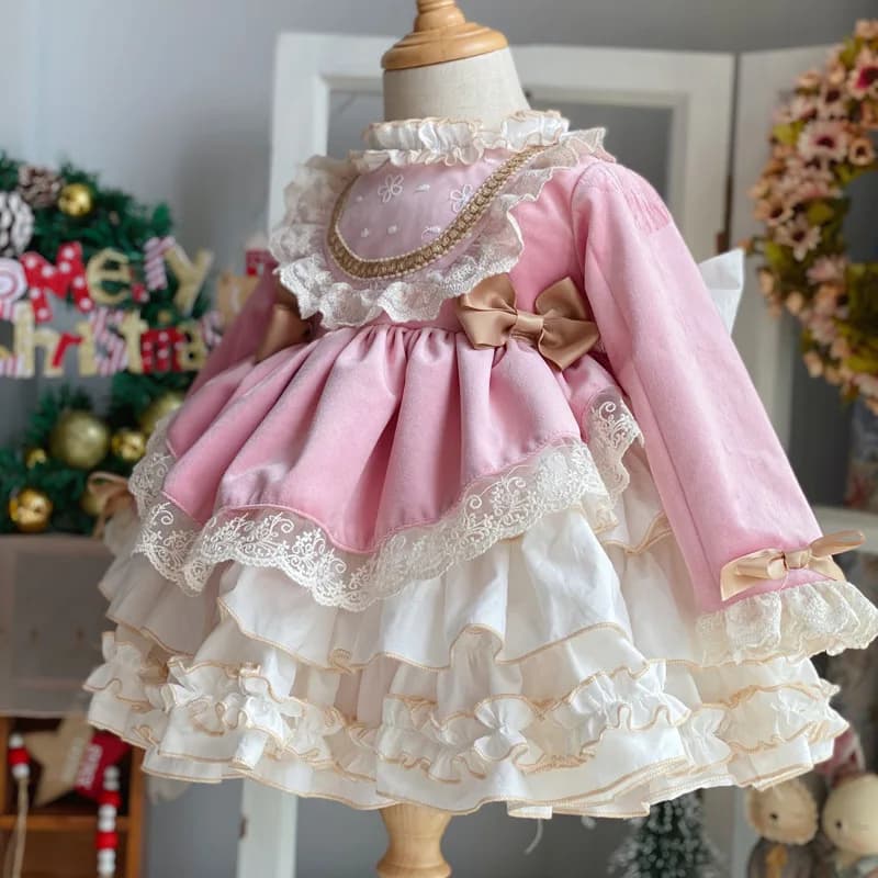 2026 Carnevale di Natale Capodanno Stile palazzo Abito da principessa per ragazze Papillon in pizzo Festa di compleanno per ragazze Abito da sera elegante