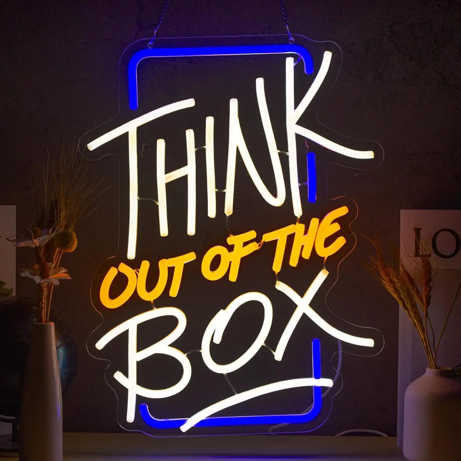 Insegna al Neon LED Dimmerabile 'Think Out of The Box', Alimentazione USB per Ufficio, Studio, Bar, Caffè, Decorazione Murale, Regalo Ispirazionale