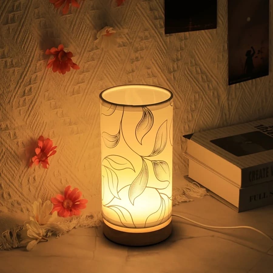 Lampada da tavolo in tessuto da tavolo con foglia d'argento da 1 pezzo Lampada da comodino monocromatica a luce calda alimentata tramite USB