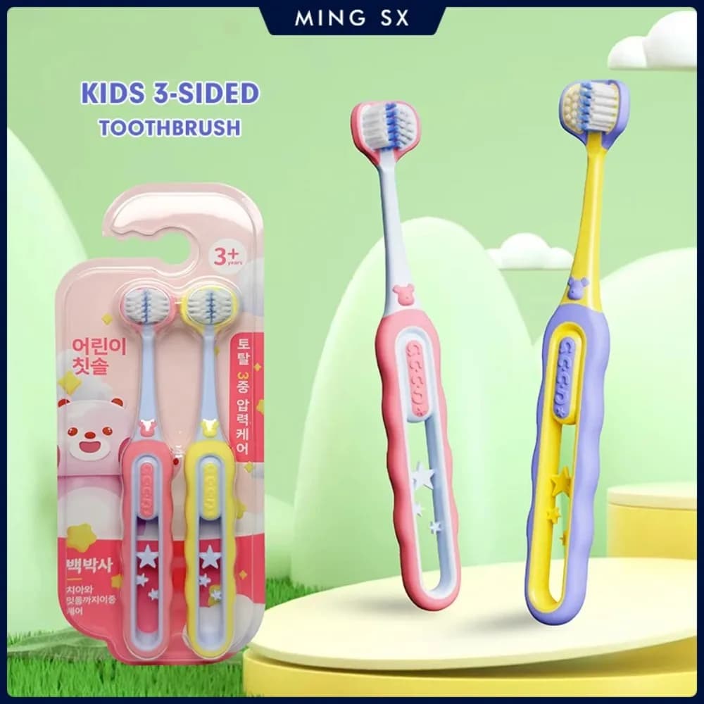 Toothbrush for three-sided children Toothbrush with soft bristles for children between 3 and 12 years Dental oral hygiene