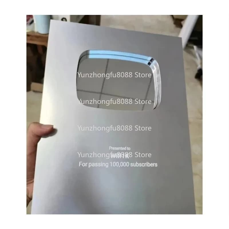 Medaglia di placca metallica con logo personalizzato dorato Lavagna vuota all'ingrosso per YouTube Bilibili Game Button Award Artigianato in metallo personalizzabile