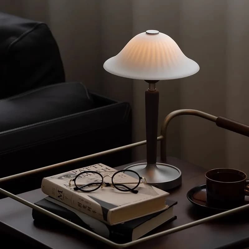 Lampada da scrivania Maruko, lampada da scrivania ricaricabile da studio retrò, atmosfera in vetro, lampada da comodino, camera da letto, sensazione premium