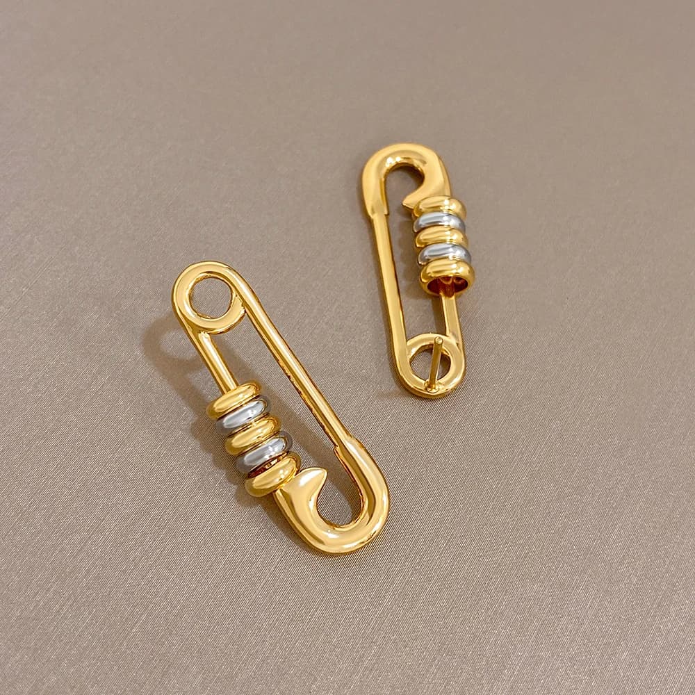 DODOHAO Creative Pin Shaped Loop Stainless Steel Earrings for Women Golden Waterproof Earrings Daily Lady Casual Jewelry Gifts