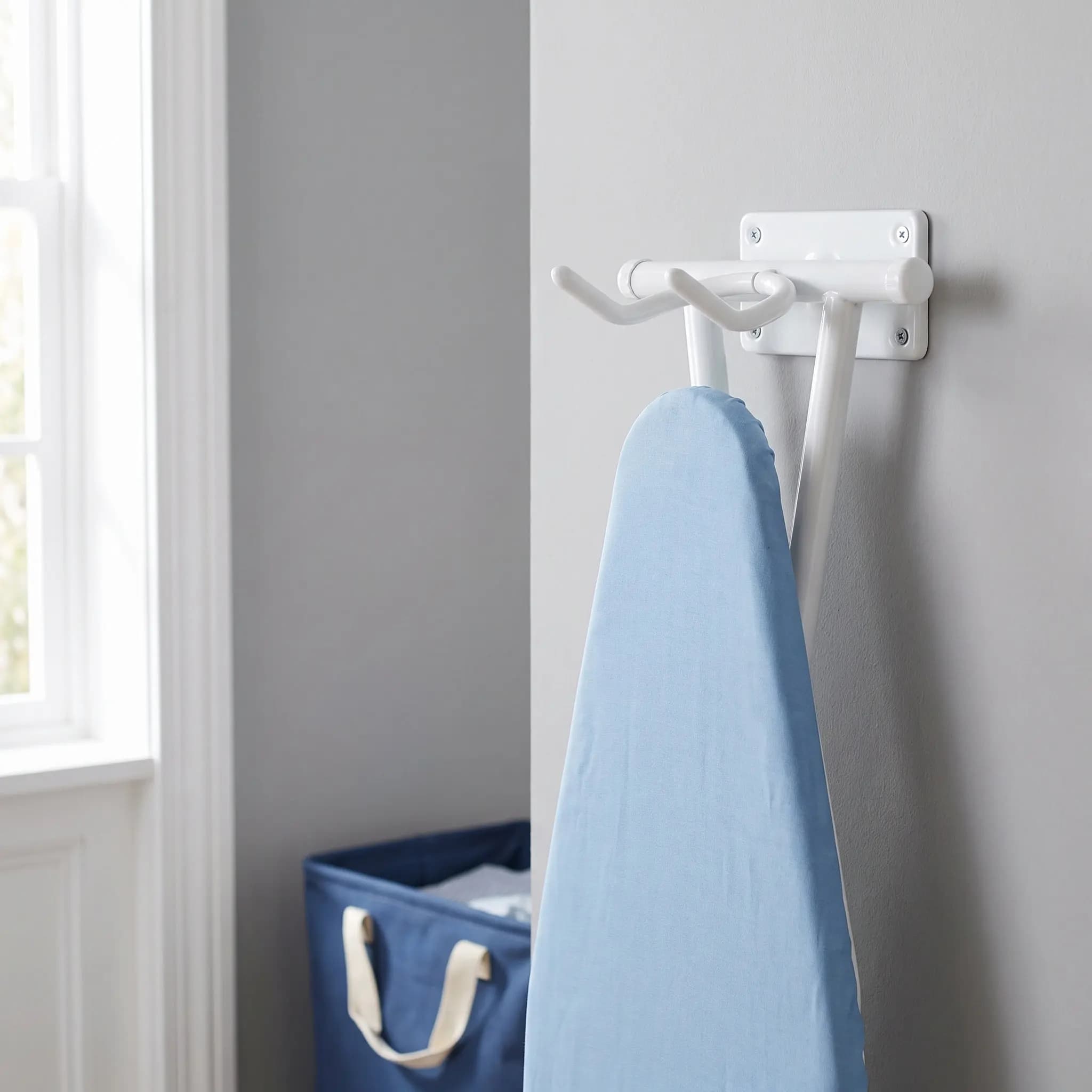 Metal Wall Mounted Ironing Board Holder Universal Fit Space Saving Heavy Duty Hanging Rack for Iron Ironing Board Household