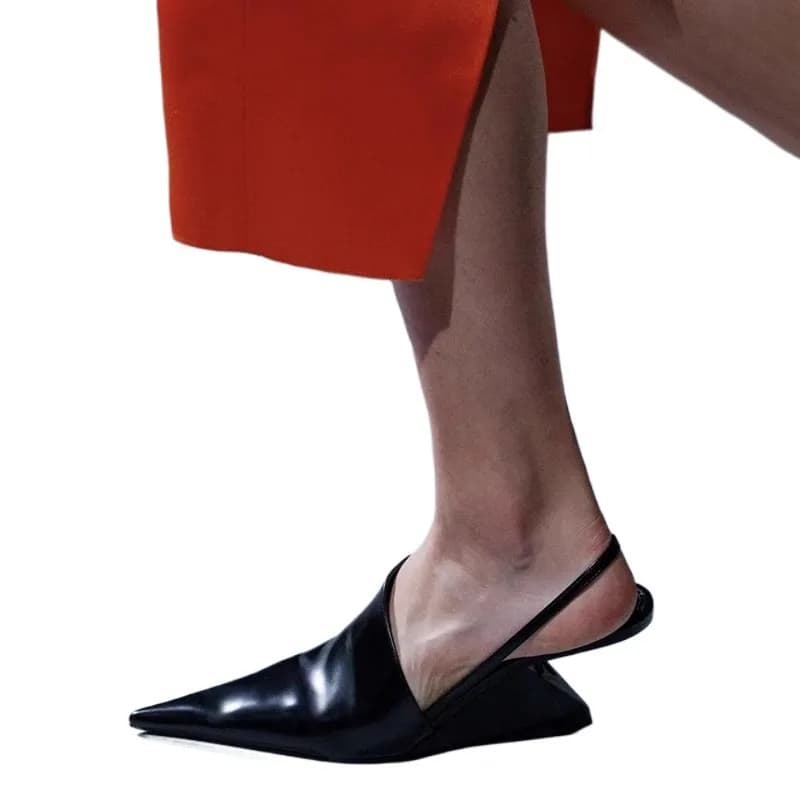 New Fashion Mezze Pantofole Sandali da donna Zeppe in vera pelle Tacco grosso Punta a punta Tacchi alti Scarpe da mulo vintage francesi