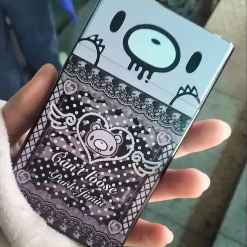 Portasigarette Gotico Y2K a Forma di Orso, Scatola Rigida con Stampa Cuore e Pizzo, Accessorio Portatile Antiumidità per Fumatori