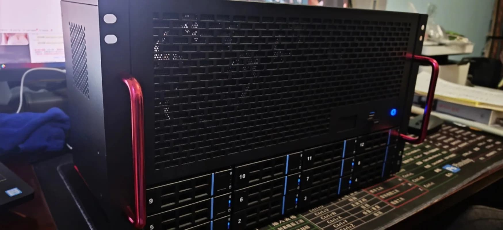 12-Bay Deep EATX Server Chassis ATX PSU U.2 HDD Support 360 AIO Liquid Cooling Storage NAS Case