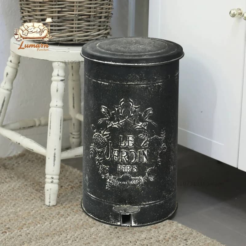 Garden Iron Trash Can with Foot Pedal Vintage Embossed Outdoor Waste Bin for Courtyard Rustic Garbage Can Yard Recycling Station