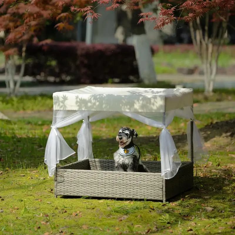 Letto per cani da esterno in vimini con tenda, comodo letto per animali domestici, elegante recinzione per animali domestici e mobili da giardino per animali domestici