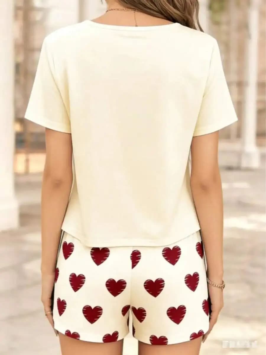 Women Short Sleeve Pajama Set With Heart Print Shorts