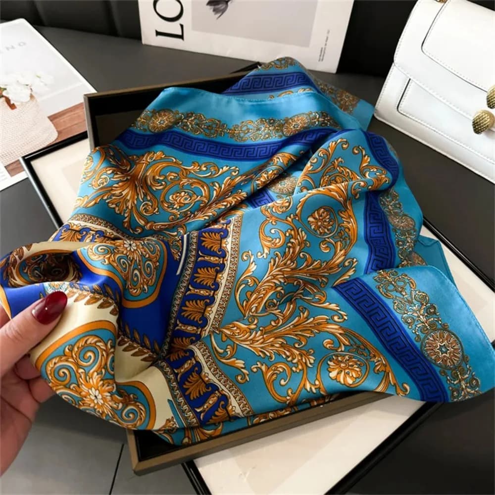 Sciarpa Pashmina in Seta Stampata 70x70cm per Donna, Lussuoso Foulard Quadrato, Fascia per Capelli, Bandana per Collo, Accessorio Moda Quotidiana