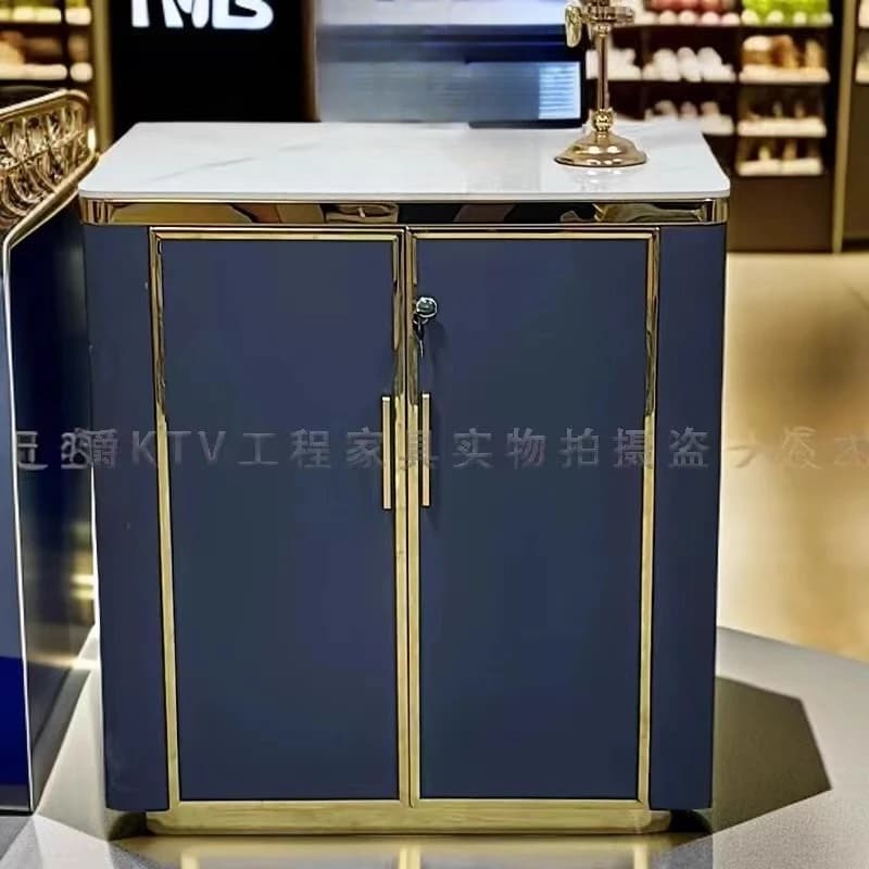 Mobiletto amplificatore di potenza KTV di alta gamma in legno massello per soggiorno, da parete, personalizzato per karaoke e idromassaggio