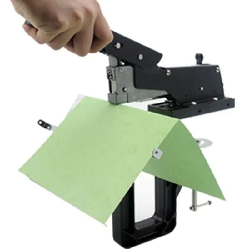 Cucitrice manuale SH-04 2 in 1 per equitazione Cucitrice per libri di testo di alta qualità Rilegatura fino a 60 fogli