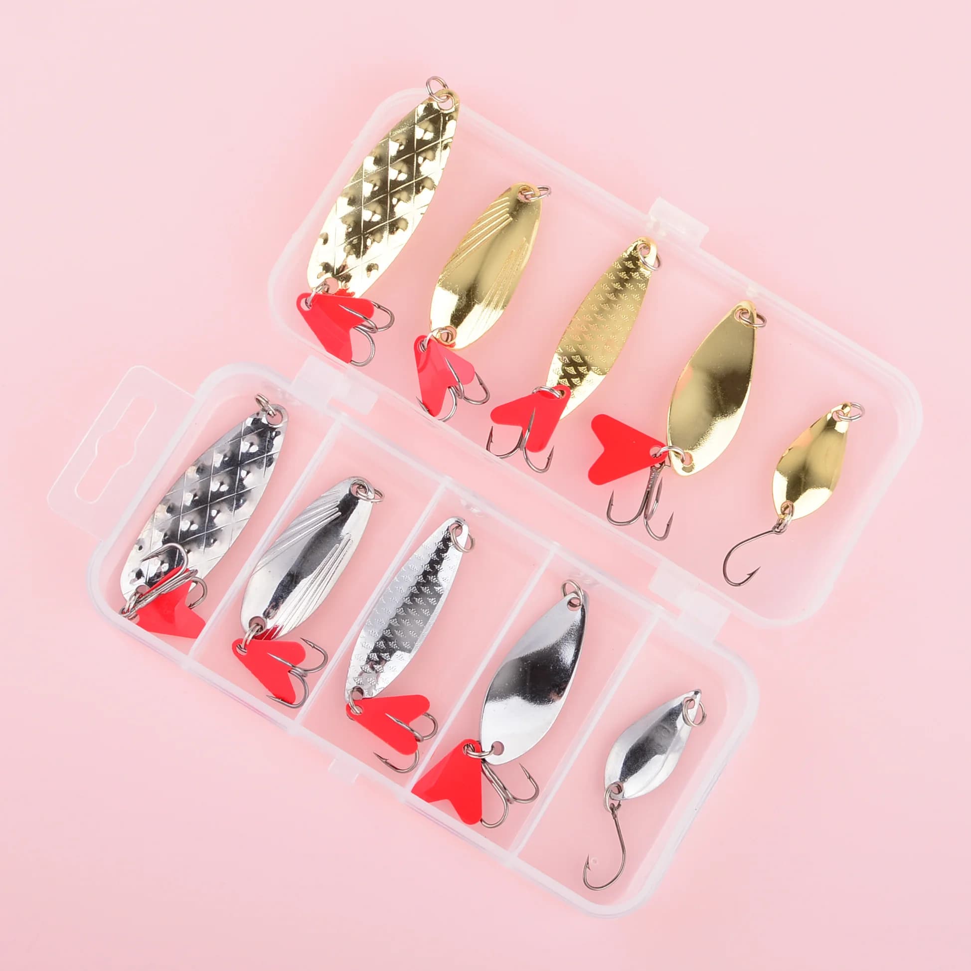 Set di 10 esche artificiali in metallo oro e argento, tipo jig spoon spinner, con scatola porta attrezzi da pesca.