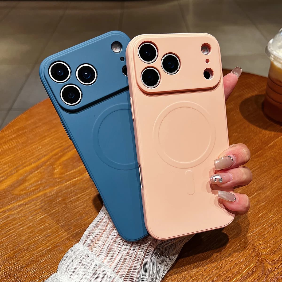 Per iPhone 17 Pro Max 17 Air 17Pro Custodia magnetica per Mag-safe Fodera in velluto di silicone liquido Custodia protettiva per fotocamera a tutto tondo