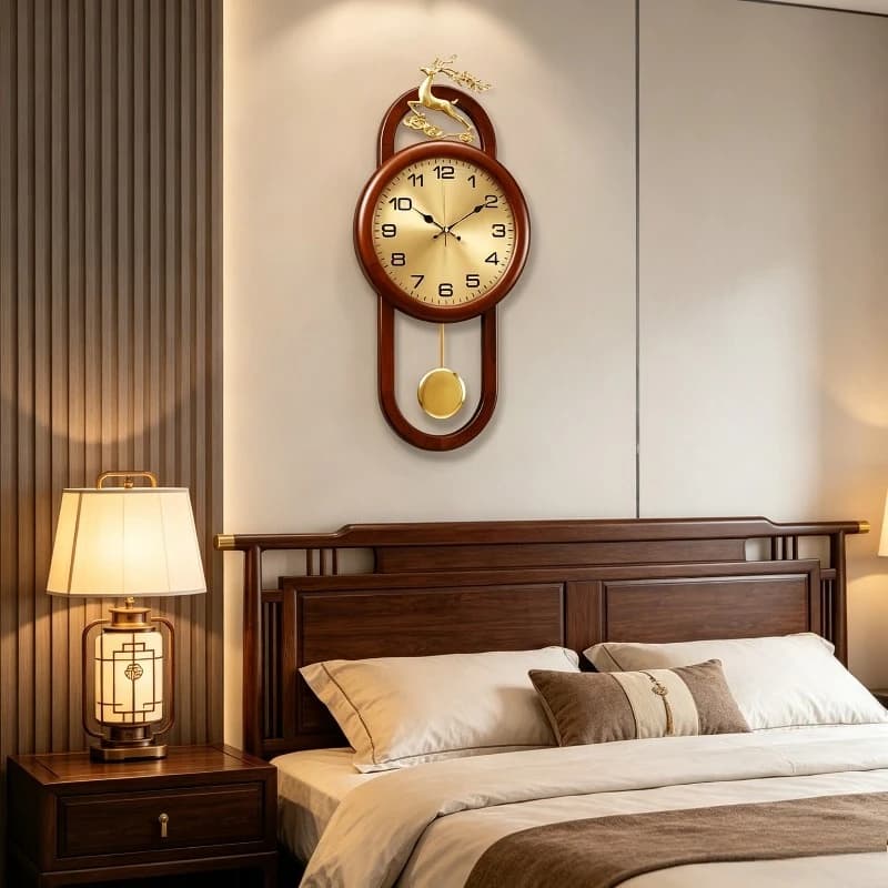 Nuovo Orologio a Pendolo da Parete in Stile Cinese, Silenzioso Senza Ticchettio, con Decorazione Cervo Portafortuna, Cornice in Legno Massello per Soggiorno