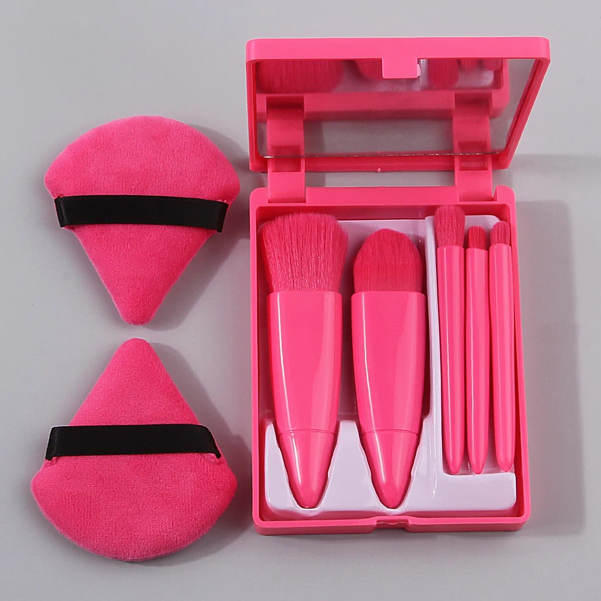 Mini 5 Piece Multipurpose Makeup Brushes + 2 Pieces Triangular Blowjob + 1 Piece Portable Travel Beauty Tool with Mirror Storage Box