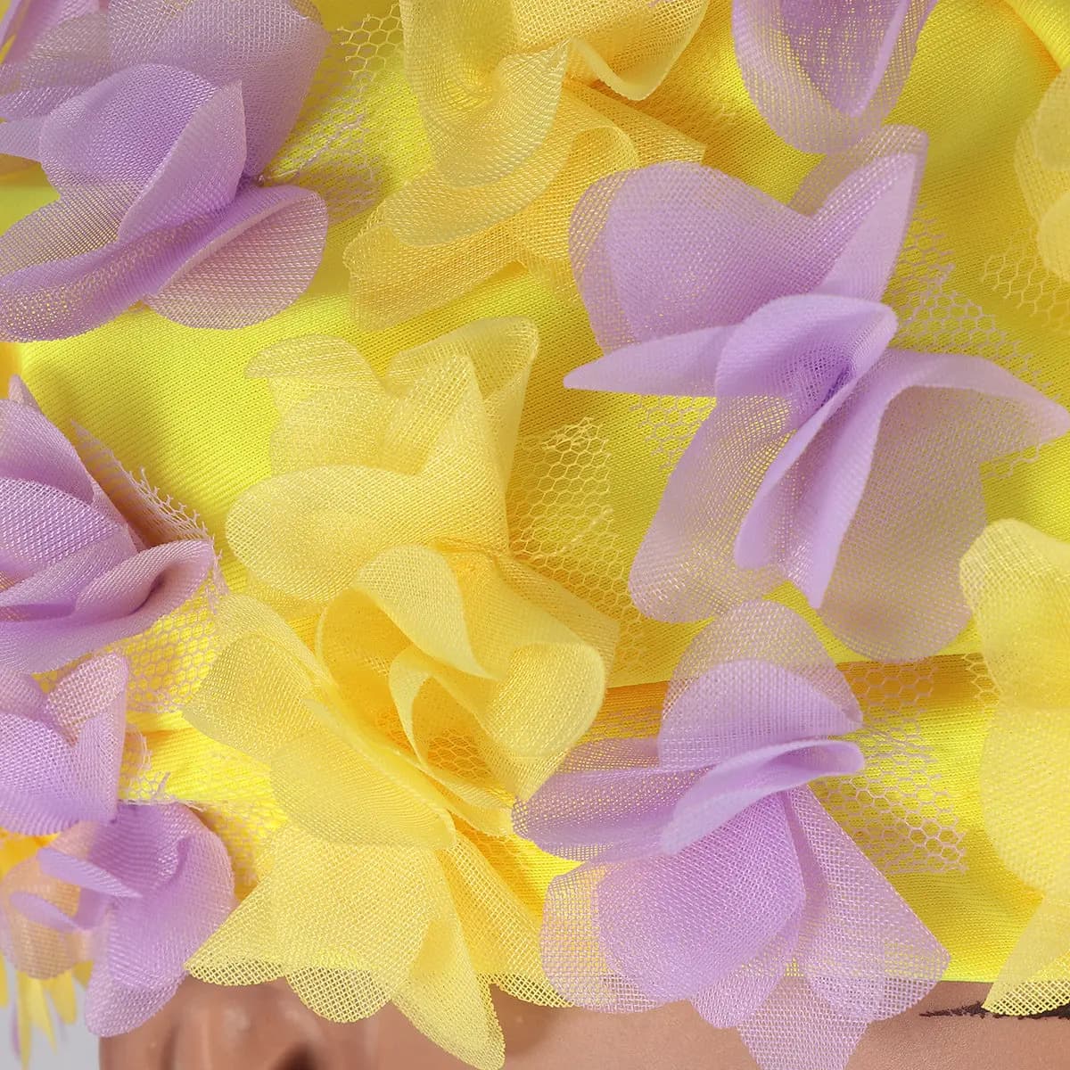 Swimwear for Women with 3D Floral Design, Lightweight, Protects the Eyes and Hair, for Pool and Beach, Summer