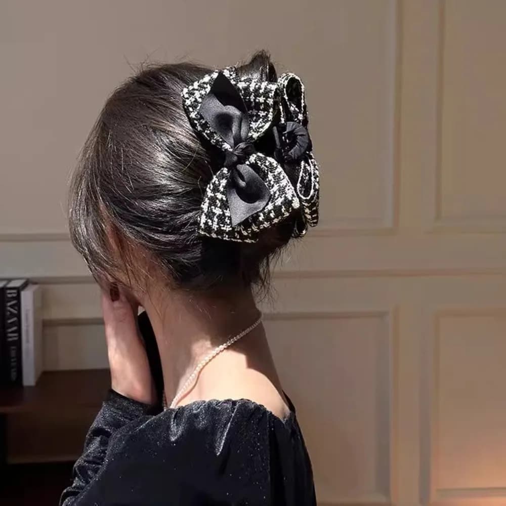 1pc Qianniao Grid Large Grab Clip Fermaglio per capelli a forma di fiocco, stile lusso leggero di alta gamma, per il retro della testa