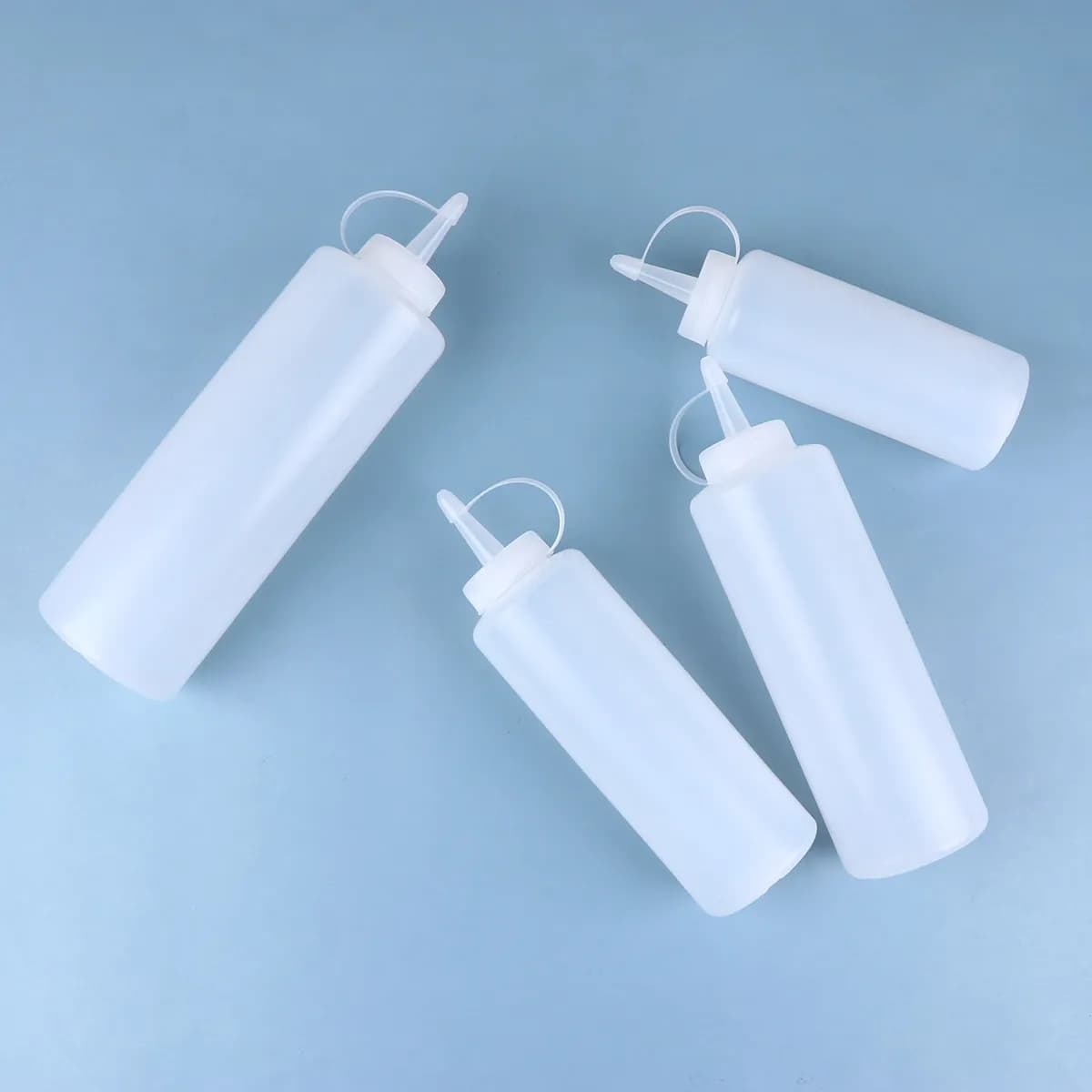 Set di 4 Bottiglie Spremibili per Condimenti, per Insalate, Salse e Spezie, Senza BPA, Design Resistente e Facile da Impugnare, Salvaspazio per la Cucina