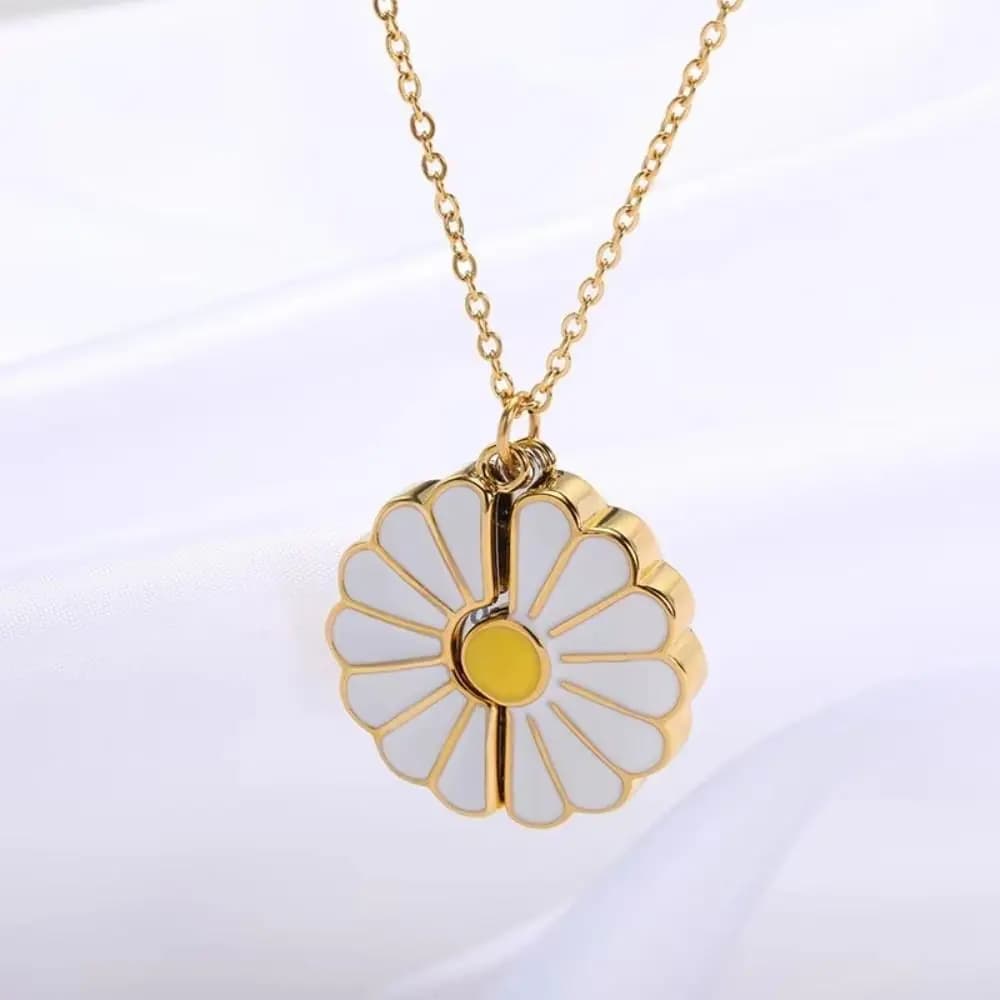 Titanium Steel Glaze Oil Chrysanthemum Pendant Layered Chain Handmade Sunflower Necklace Pendant Vintage Simple Daisy Necklace