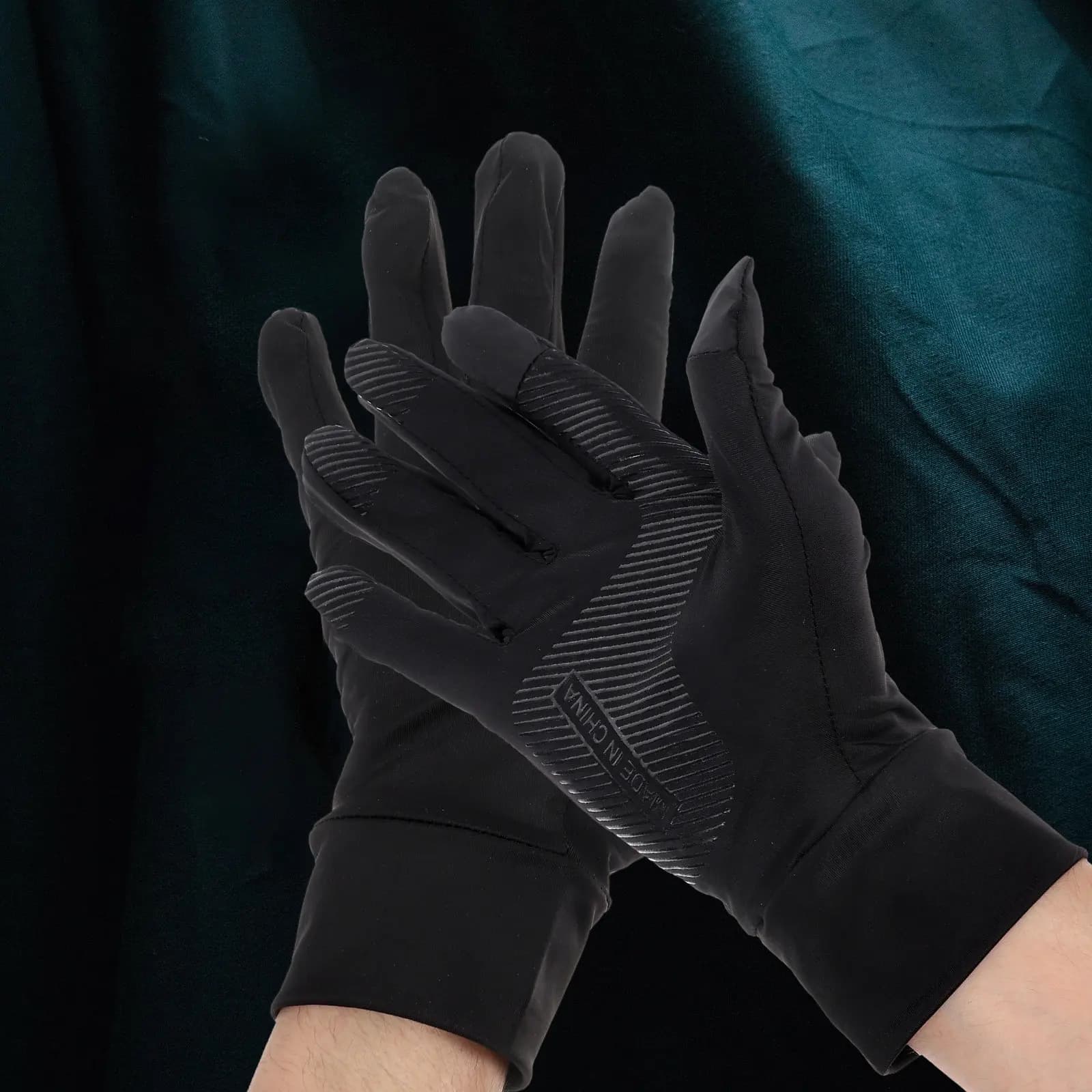 1 paio di guanti da ciclismo caldi con dita intere, impermeabili, antivento, riflettenti, con chiusura ergonomiche con fibbia per sci e pattinaggio