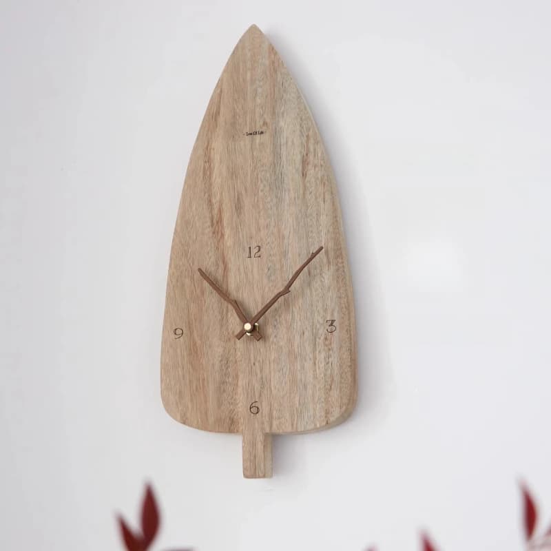 Orologi da parete silenziosi per la casa a forma di foglia Decorazione da parete moderna semplice Orologio da parete rotondo in legno massello Horloge Murale Articoli per la casa