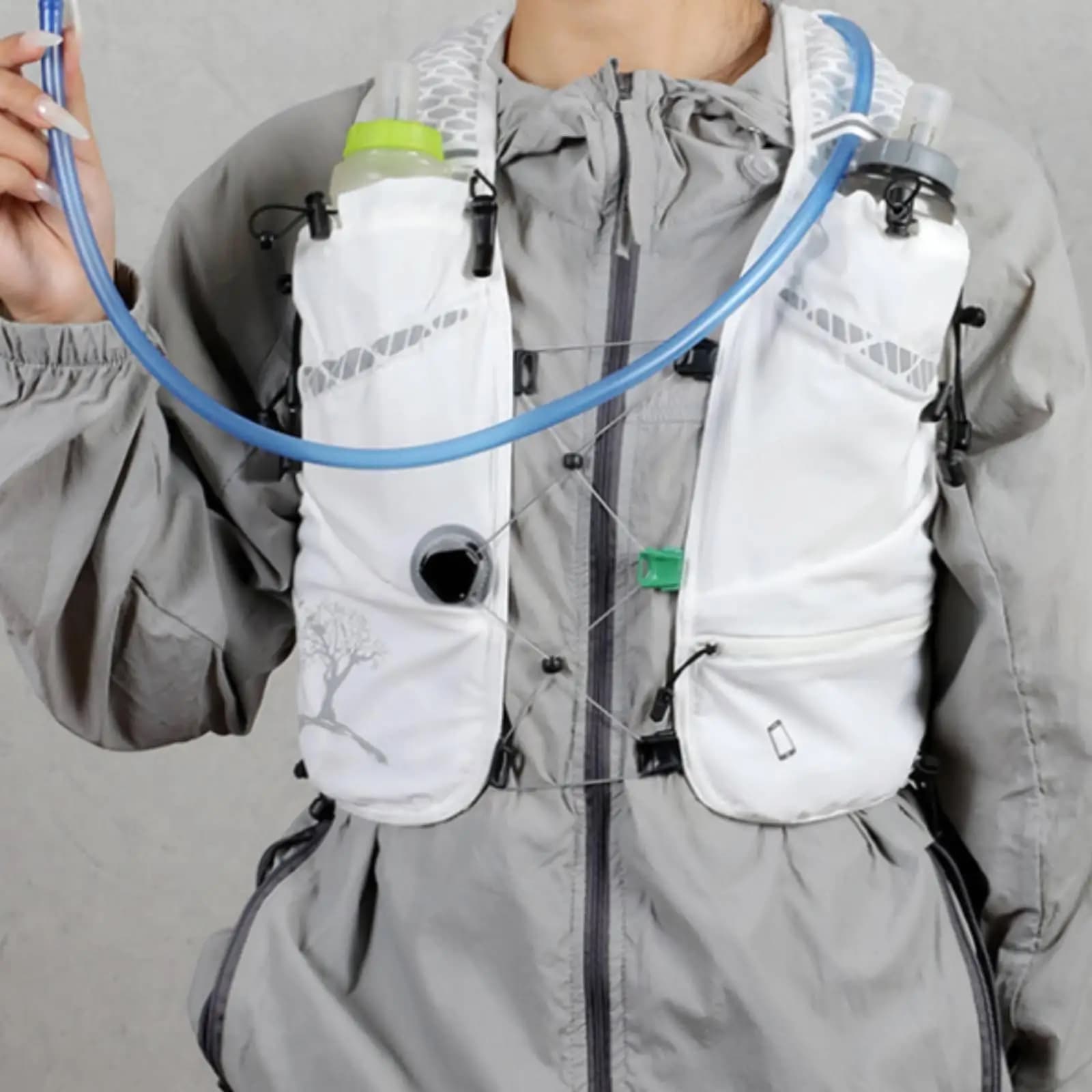 Outdoor Hydration Vest Waterproof Sports Backpack with Drink System for Running Hiking Cycling Endurance